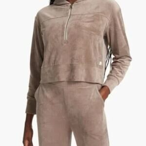 Vuori Women's Ribbed Haven Half Zip Hoodie Size Small Graphite EUC